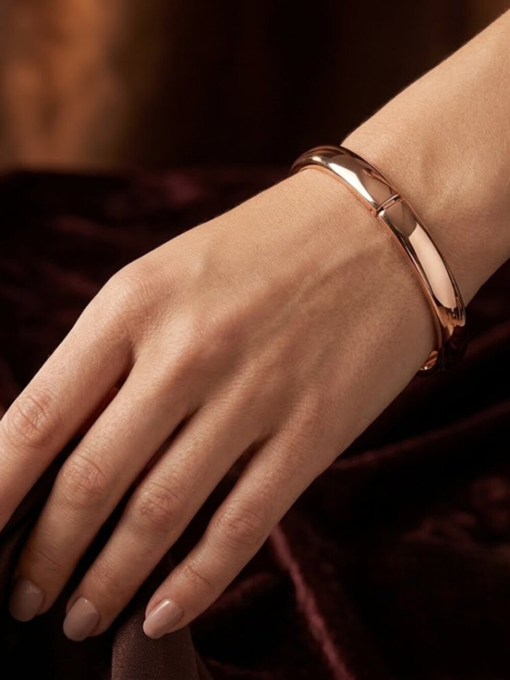 Classic Plain Hinged Bangle Bracelet – Rose Gold Plated | Sleek Minimalist - Picture 6 of 6